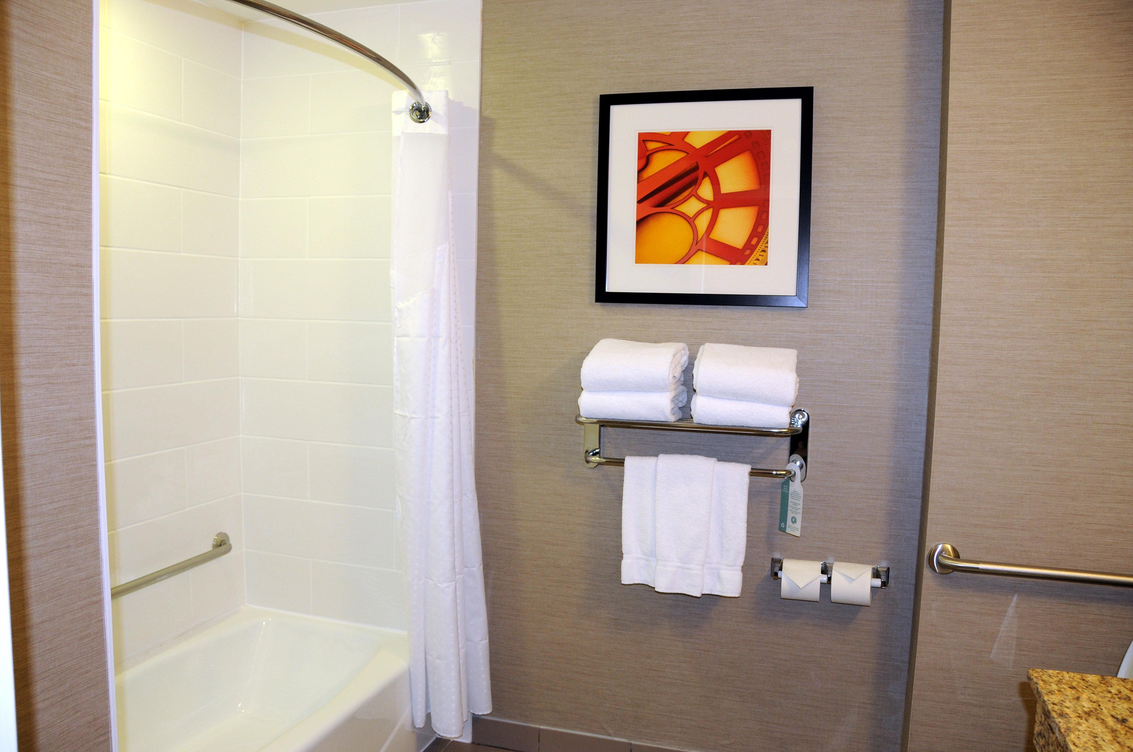 Chateau Inn & Suites Bonnyville Eksteriør billede