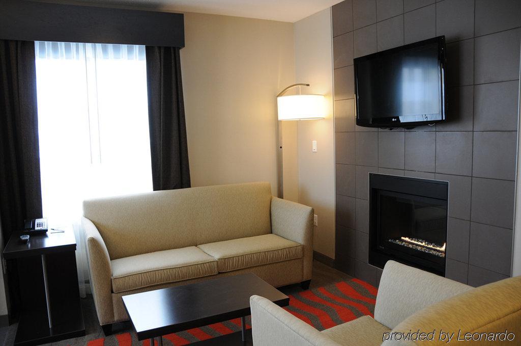 Chateau Inn & Suites Bonnyville Eksteriør billede