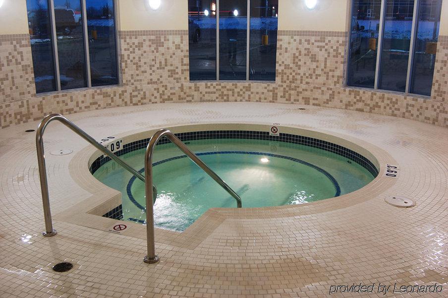 Chateau Inn & Suites Bonnyville Eksteriør billede